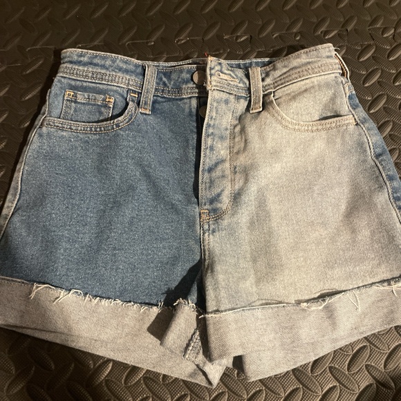 Jean shorts - Picture 2 of 2
